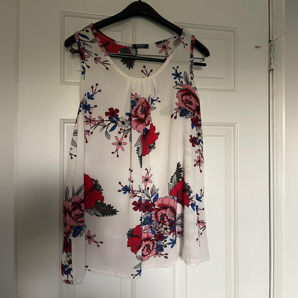 Zeagoo White Spring Floral Tank Top Size M